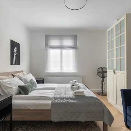 Mewa - Dla Rodziny W Sopocie - 5 Min - By Lion