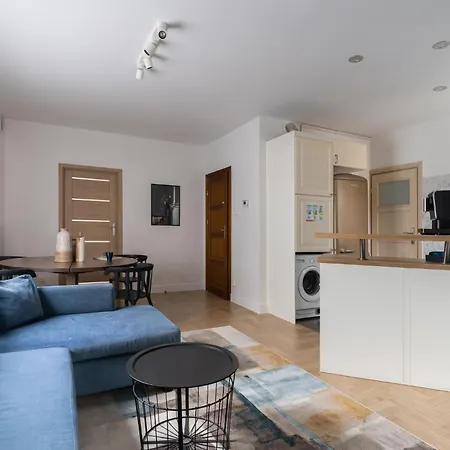 Lion - Mewa Premium 3 Bedroom Apartment Sopot